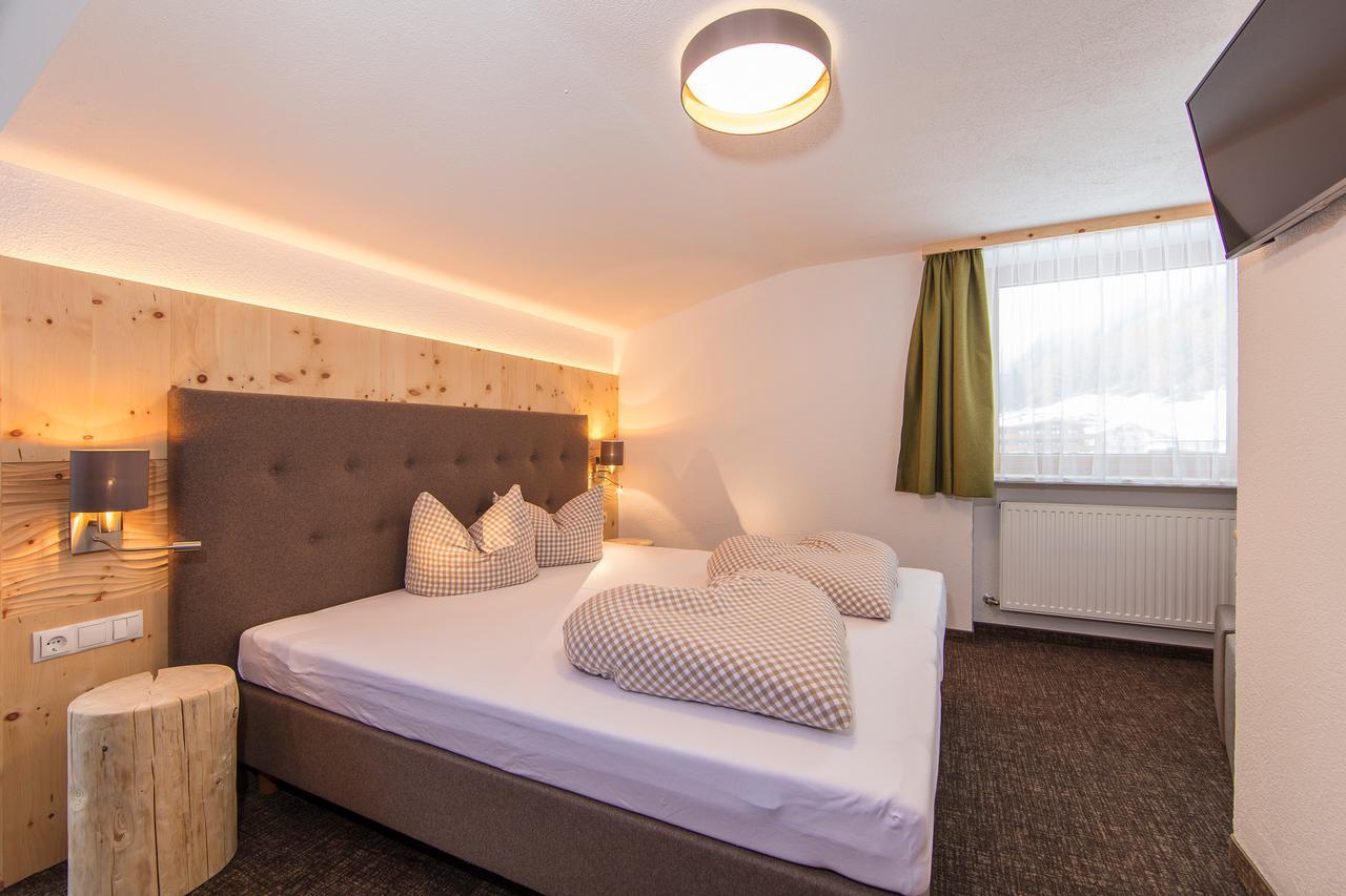 Vizensn Living Hotel Solden Exterior photo