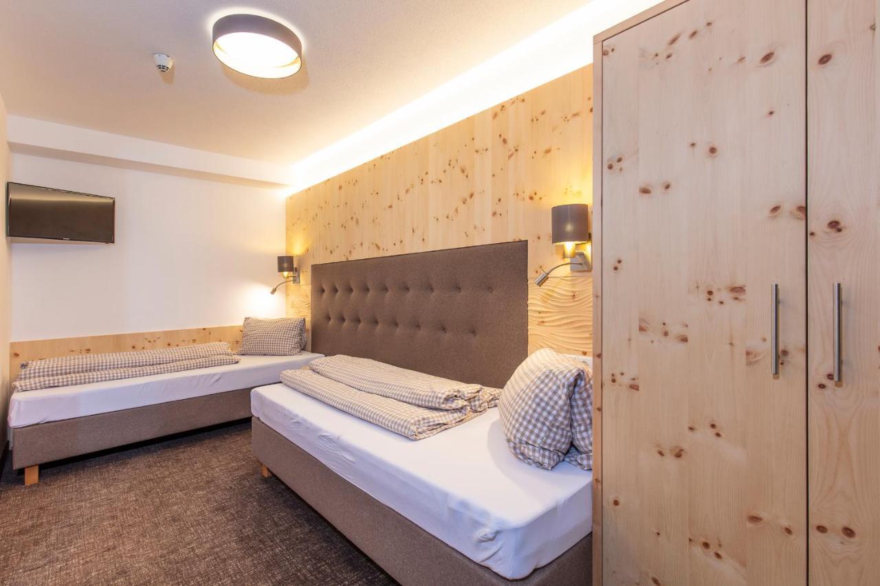 Vizensn Living Hotel Solden Exterior photo