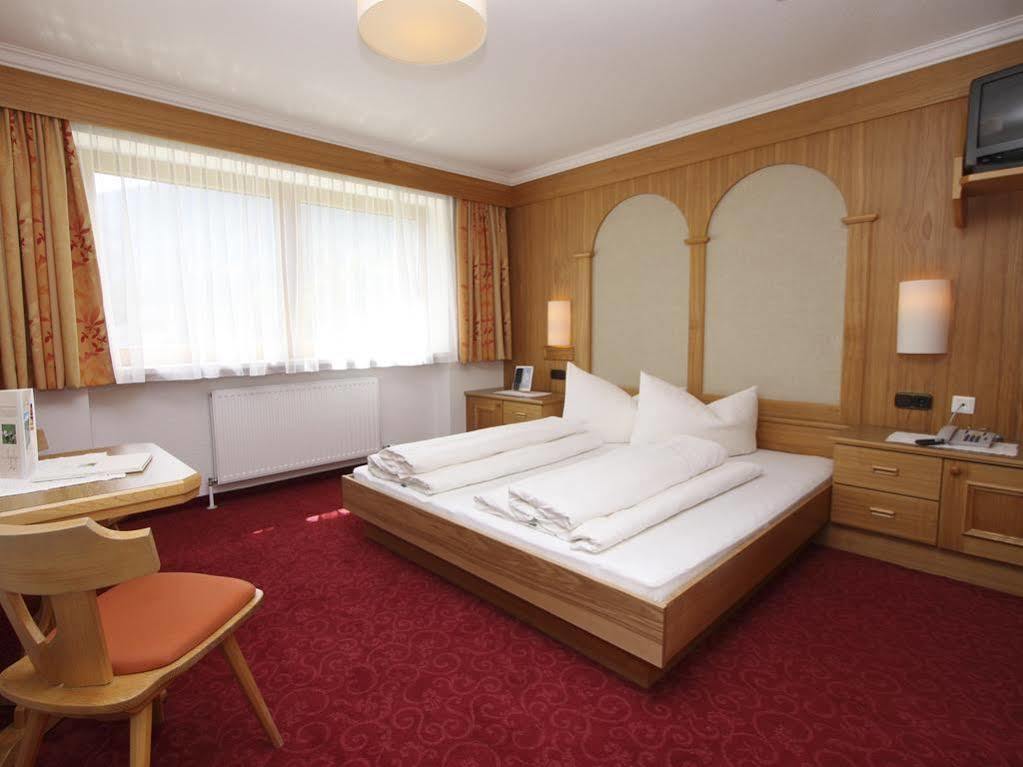 Vizensn Living Hotel Solden Exterior photo